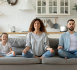 הורות בימי קורונה: איך מפחיתים את החרדה בבית?-תמונה